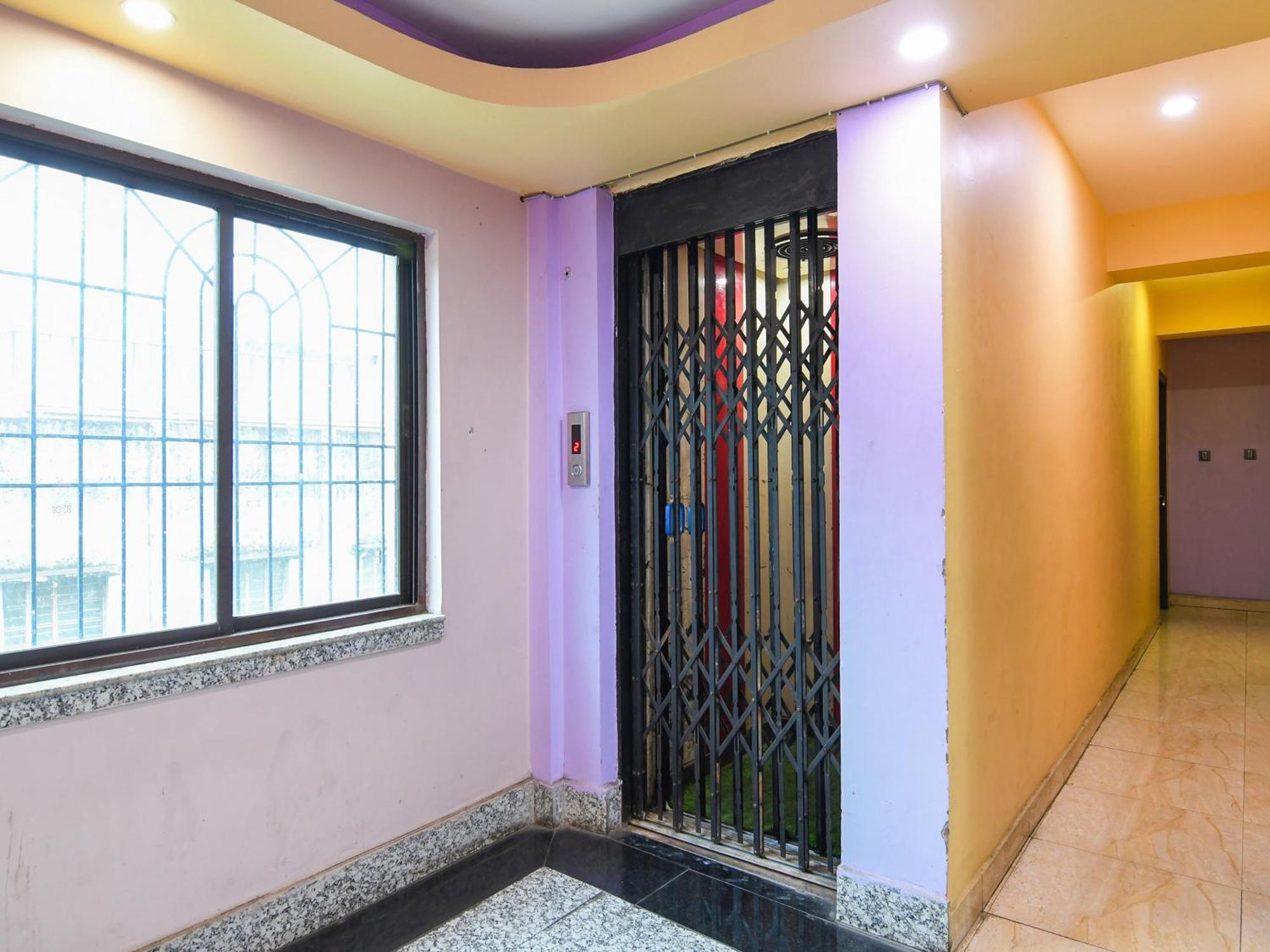 Oyo Flagship Hotel Red Velvet Hugli-Chinsurah Exterior foto