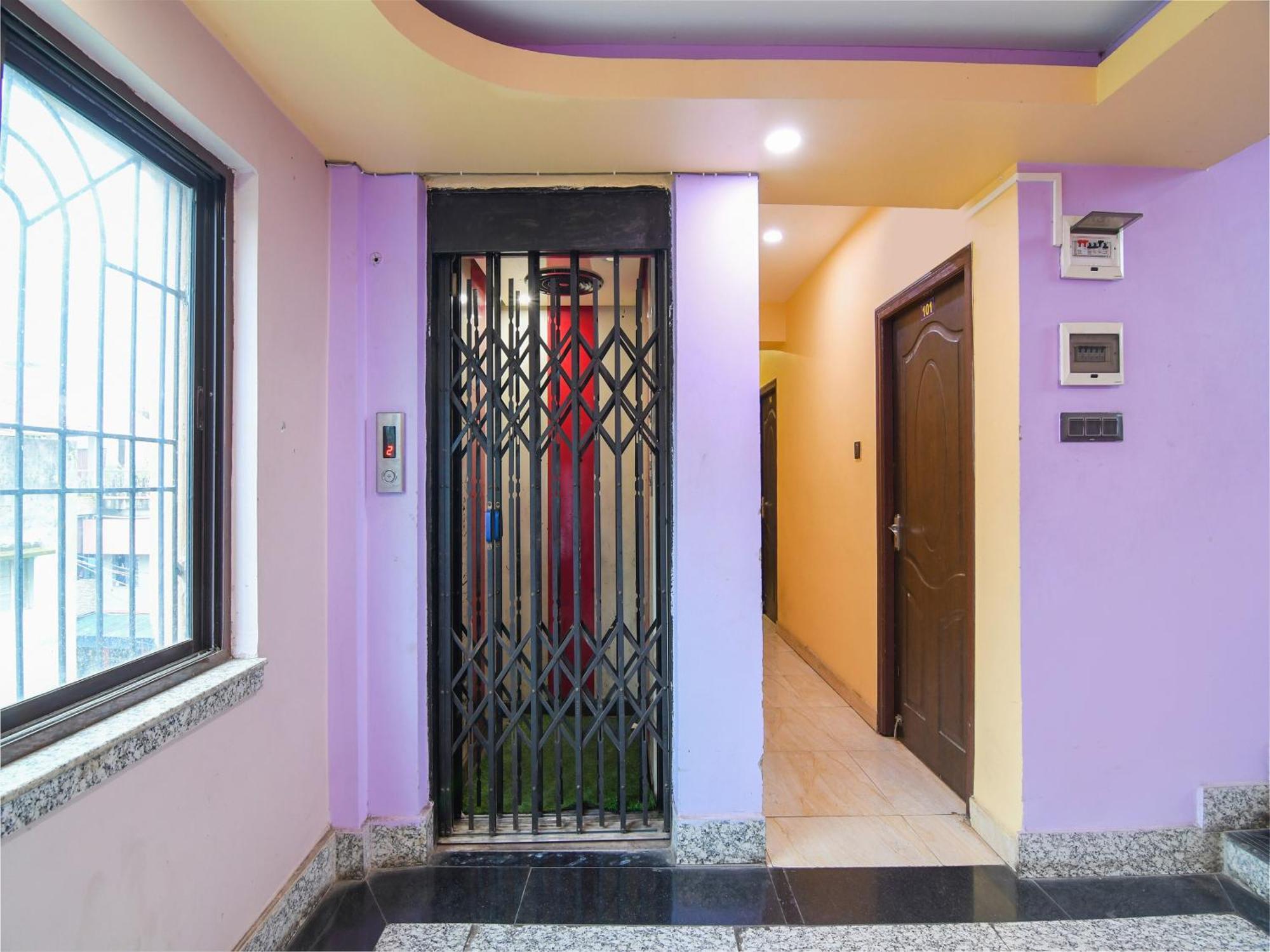 Oyo Flagship Hotel Red Velvet Hugli-Chinsurah Exterior foto