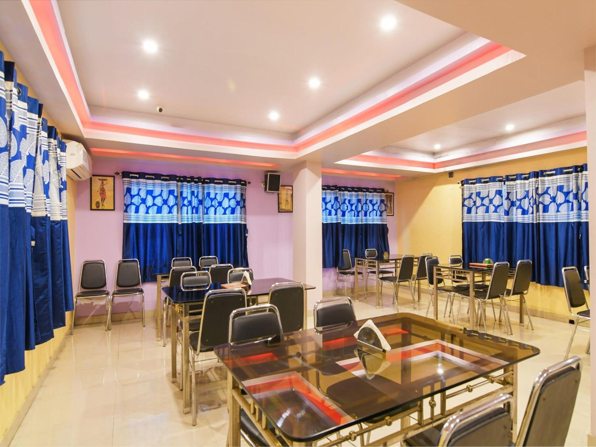 Oyo Flagship Hotel Red Velvet Hugli-Chinsurah Exterior foto