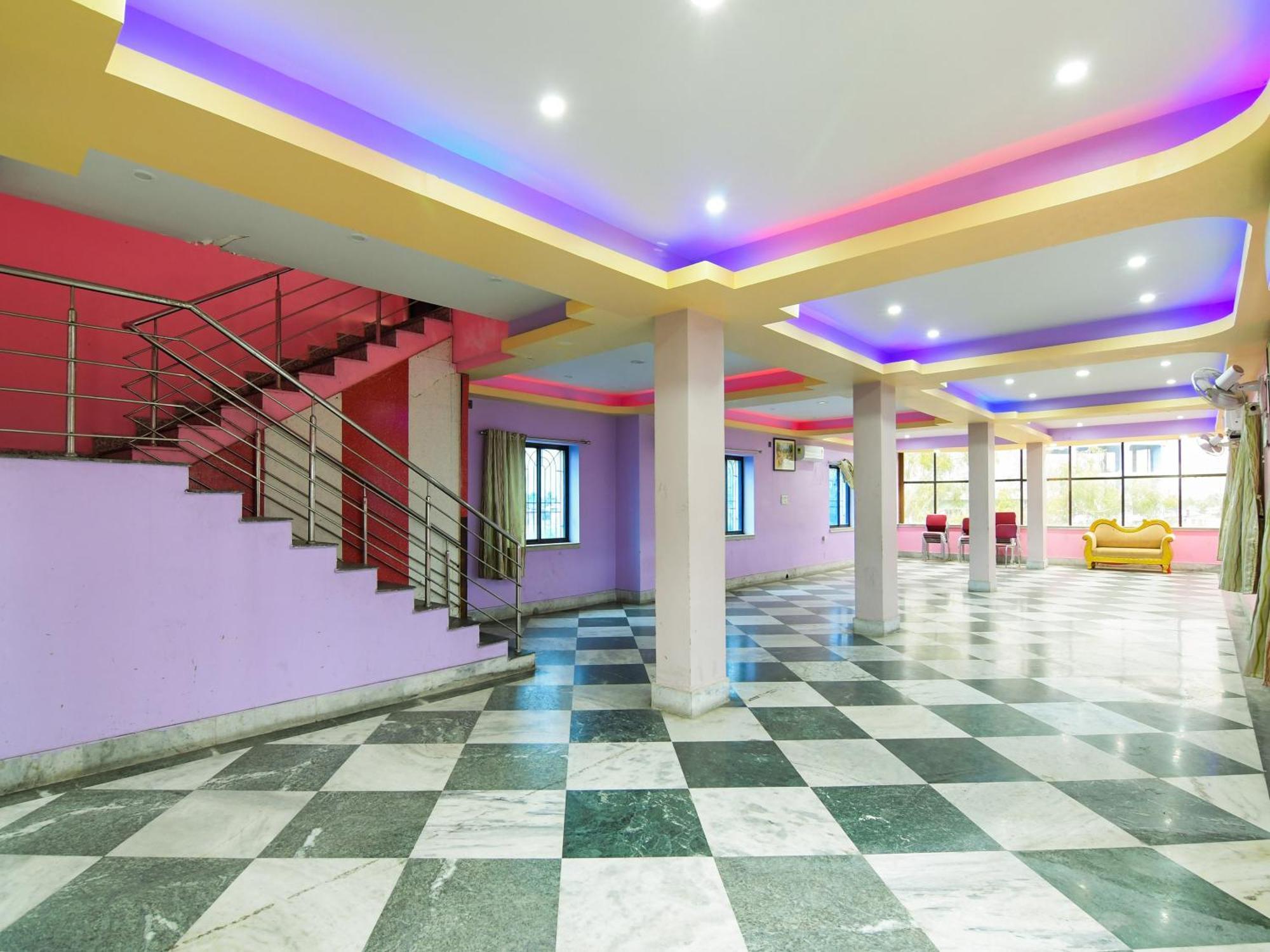 Oyo Flagship Hotel Red Velvet Hugli-Chinsurah Exterior foto